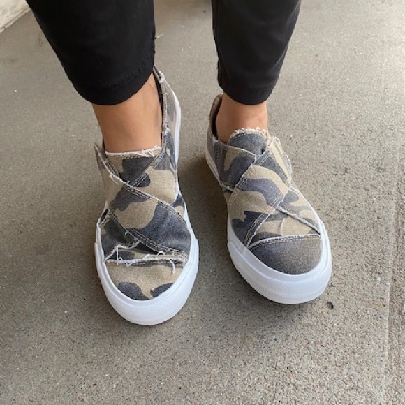 VERY G GYPSY JAZZ SHOES - Picture 2 of 2